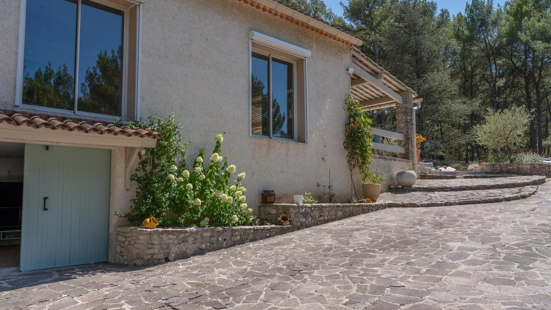 Magnifique Villa Aix En Provence Aix-en-Provence 0*,  Frankrike